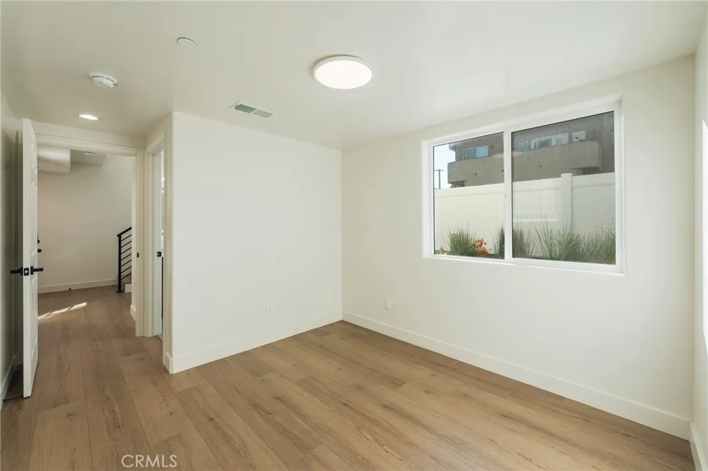 Additional image 5 of 714 N Chestnut Avenue, Los Angeles, CA 90042