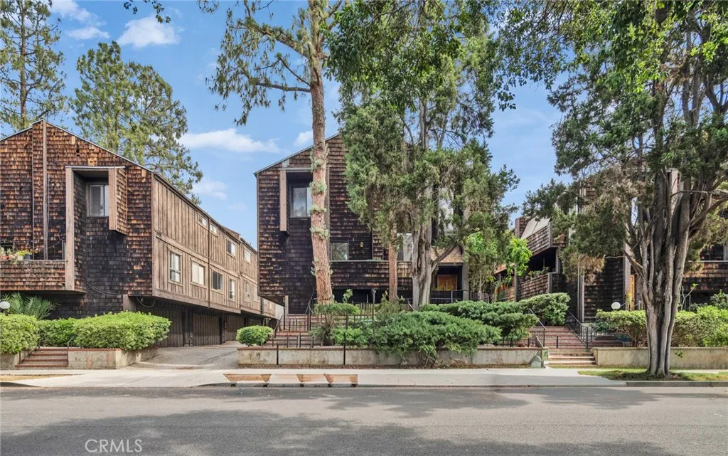 Additional image 3 of 332 N 5th street, Burbank, CA 91501