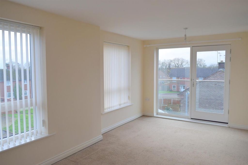 Additional image 2 of Studio to rentBlacon Point Road, Chester CH1