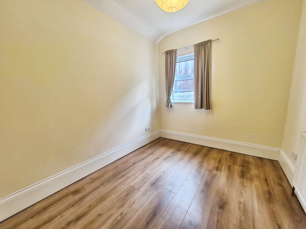 Additional image 7 of 3 bed detached house to rentLawn Terrace, Crumlin, Newport NP11