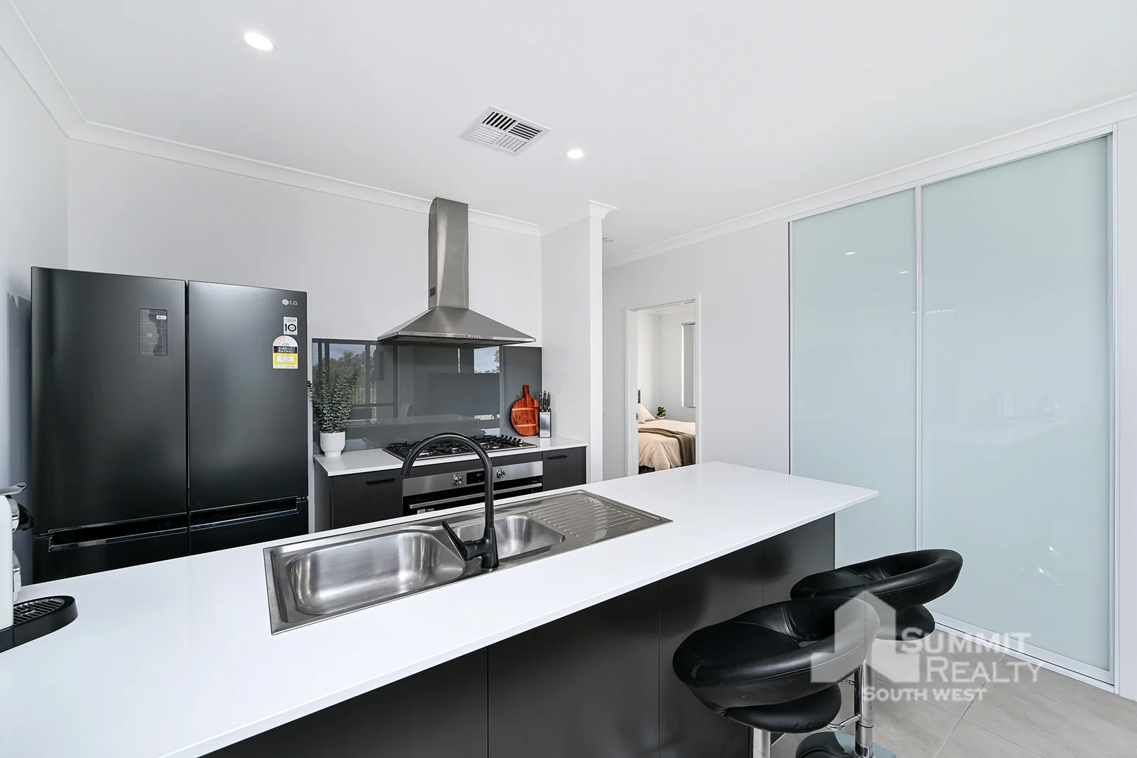 Additional image 8 of 14 Epsom Lane, Australind WA 6233