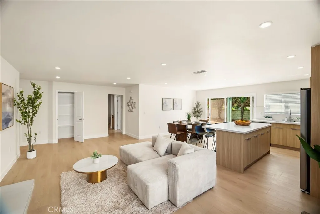 Additional image 9 of 5010 W Maurie Avenue, Santa Ana, CA 92703