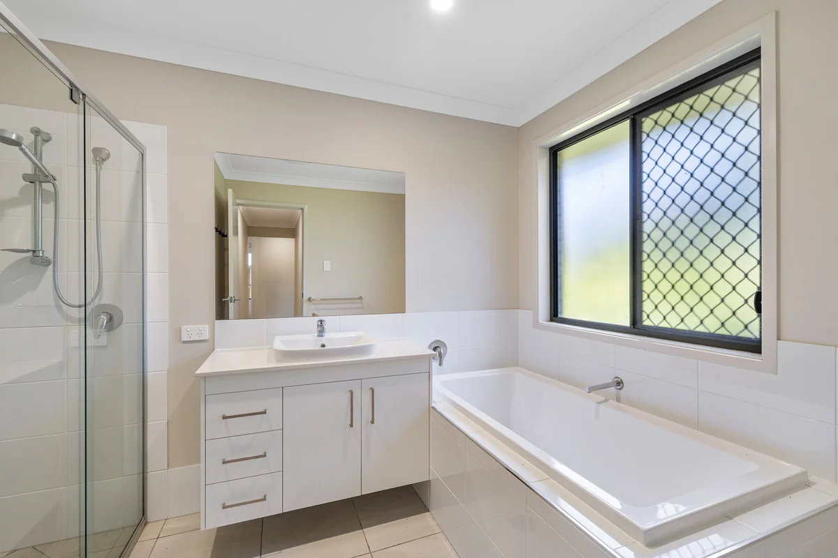 Additional image 7 of 7 Simon Street, Victoria Point QLD 4165