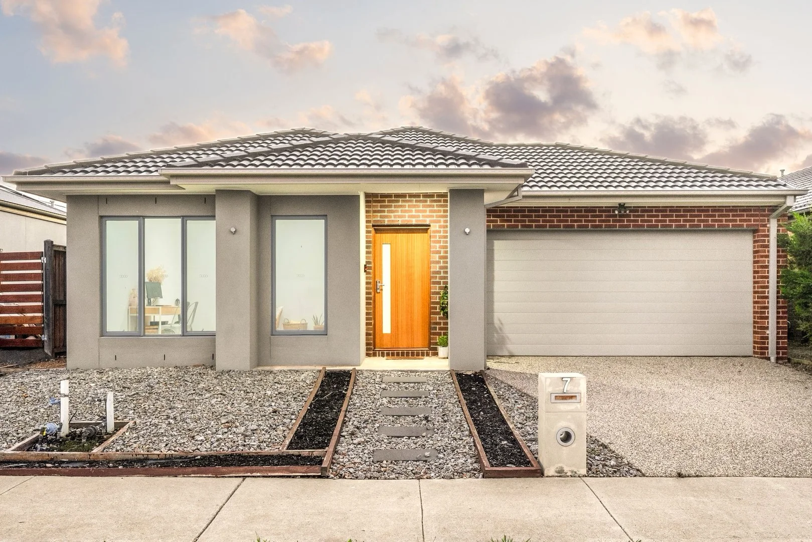 7 Havant Circuit, Charlemont VIC 3217