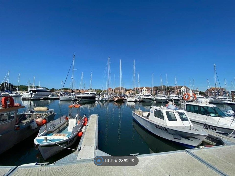 Additional image 19 of 2 bed flat to rentSt. Thomas Street, Weymouth DT4