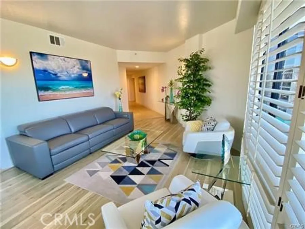 Additional image 15 of 1310 E Ocean Boulevard, Long Beach, CA 90802