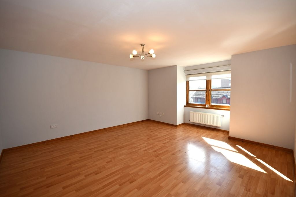 Additional image 2 of 2 bed flat to rentMackintosh Place, Inverness IV2