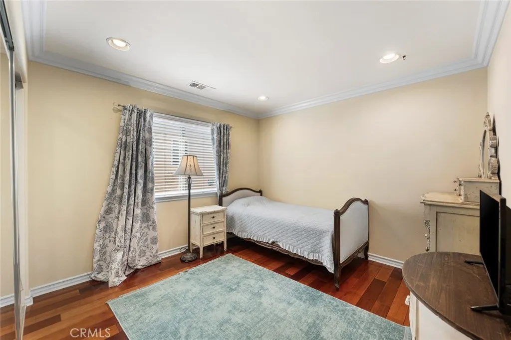 Additional image 96 of 17526 Dove Willow Street, Canyon Country, CA 91387