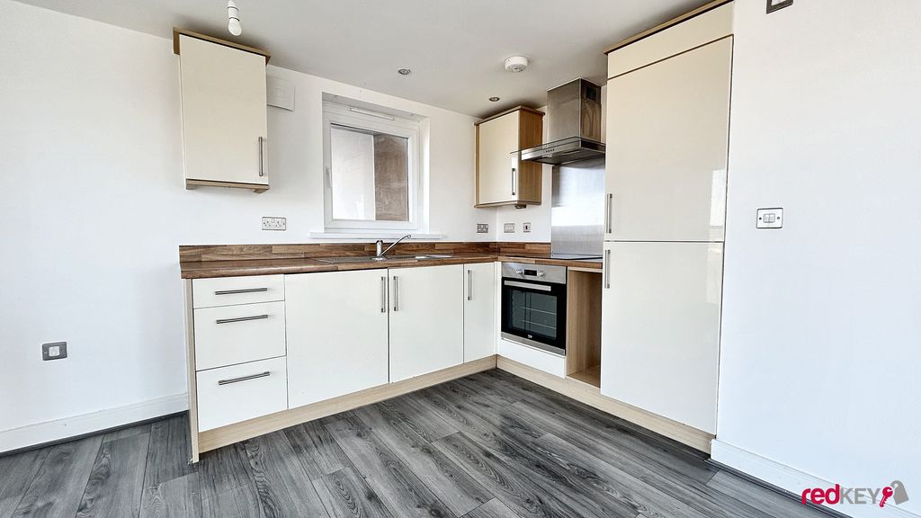 Additional image 4 of 2 bed flat to rentAlicia Close, Newport NP20