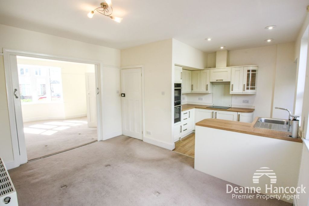 Additional image 2 of 3 bed terraced house to rentPeverell Terrace, Plymouth PL3