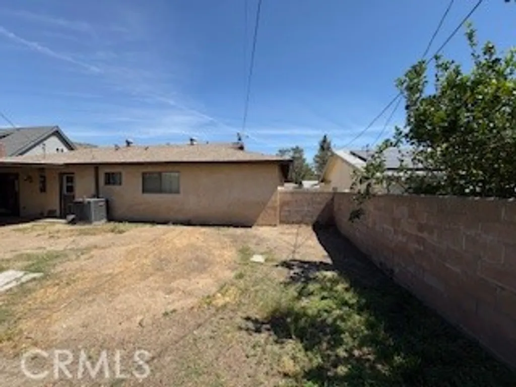 Additional image 32 of 3912 Del Rey Dr, San Bernardino, CA 92404
