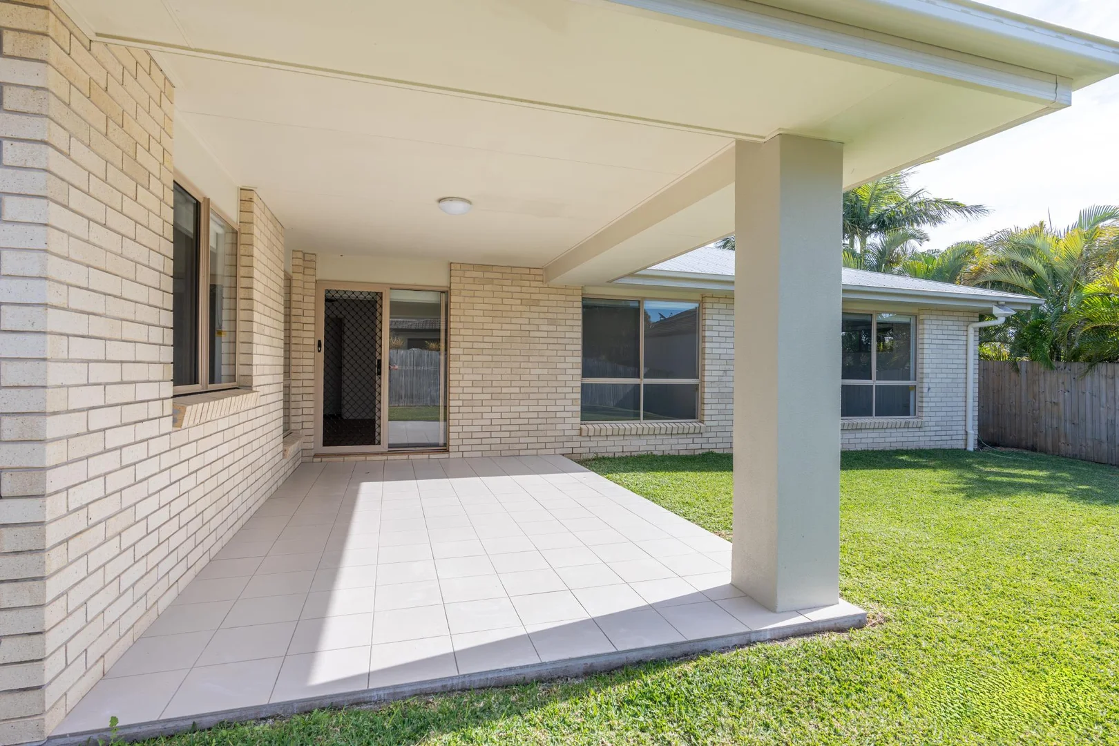 Additional image 17 of 21 Brandon Court, Coral Cove QLD 4670