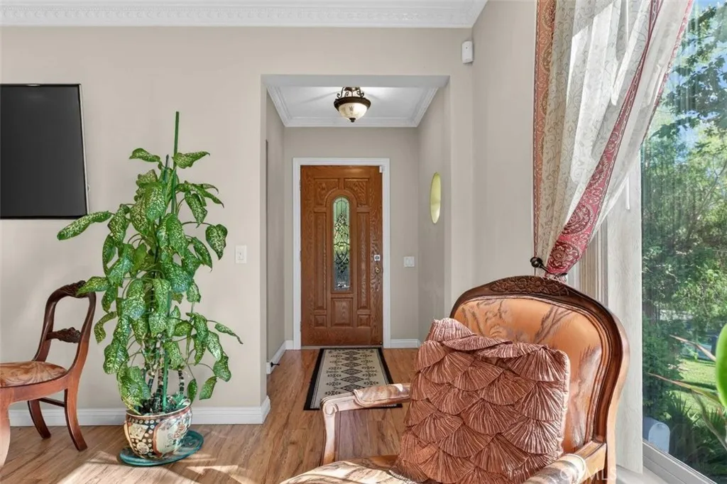 Additional image 5 of 820 S Kenneth, Burbank, CA 91501