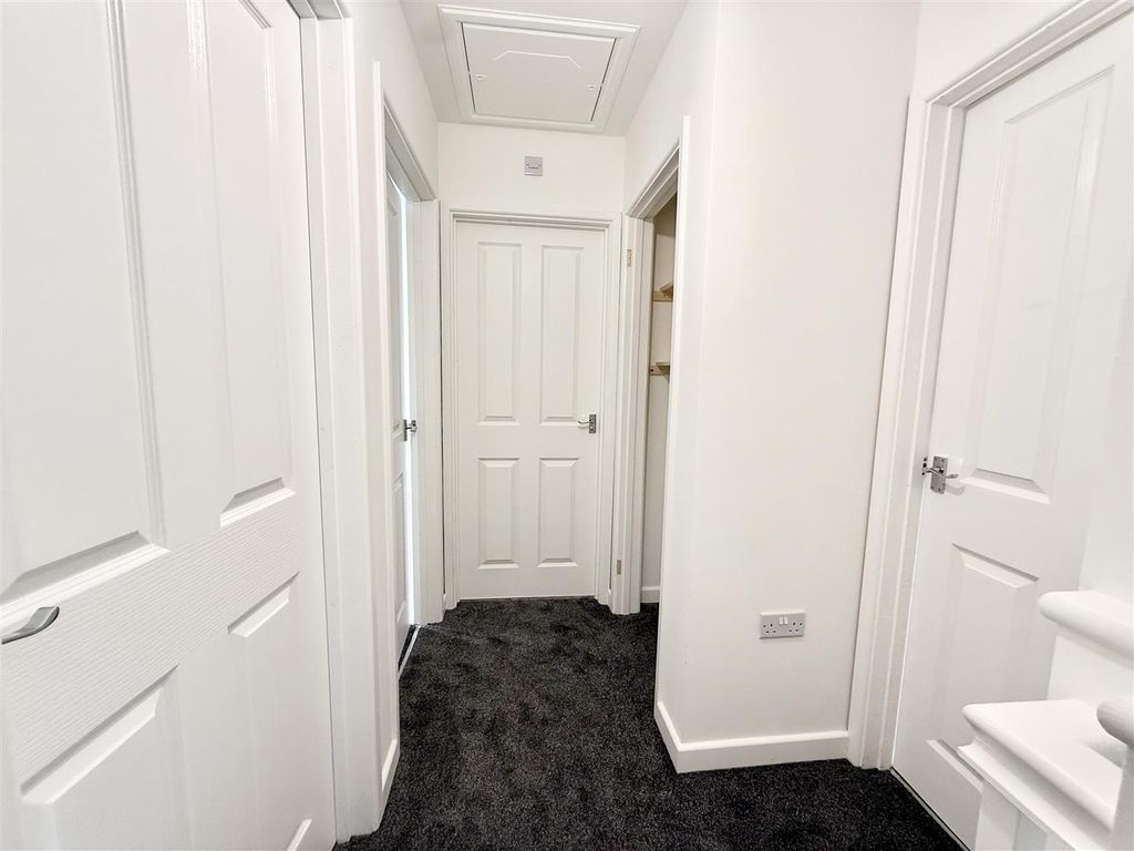 Additional image 7 of 3 bed property to rentStranraer Avenue, Pennar, Pembroke Dock SA72