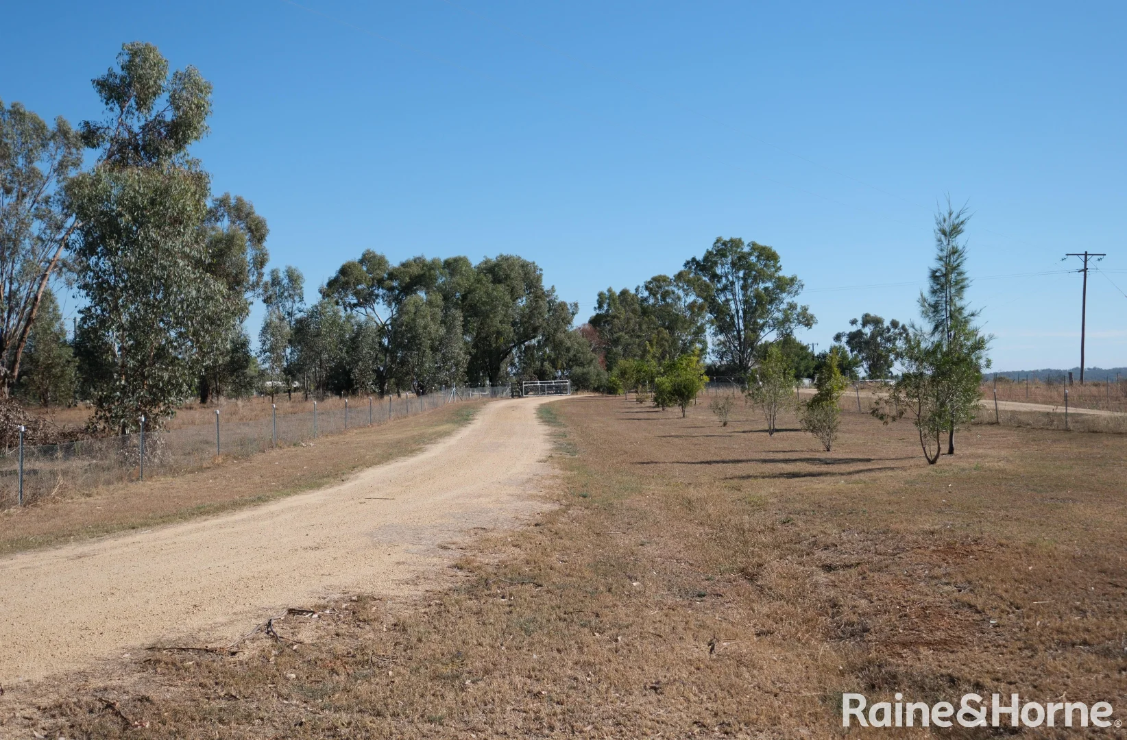 Additional image 14 of 86 Toms Drive, Inverell NSW 2360