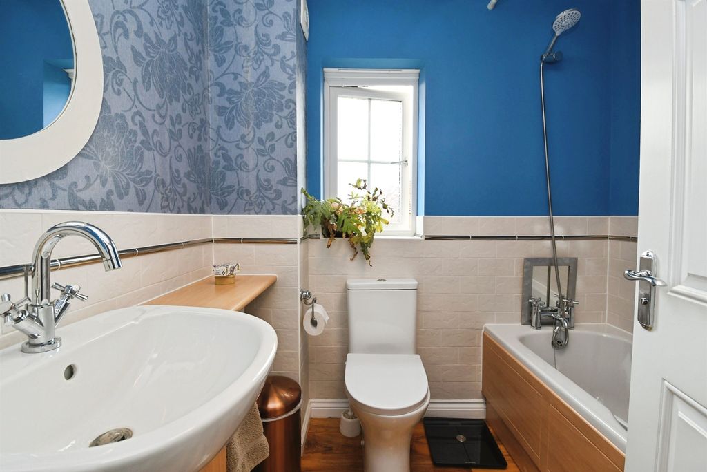 Additional image 12 of 5 bed detached house to rentClaudius Road, North Hykeham, Lincoln LN6