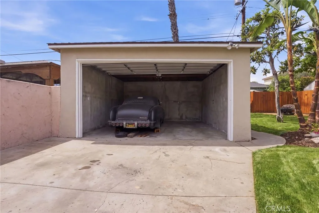 Additional image 35 of 1829 S Fairfax Avenue, Los Angeles, CA 90019