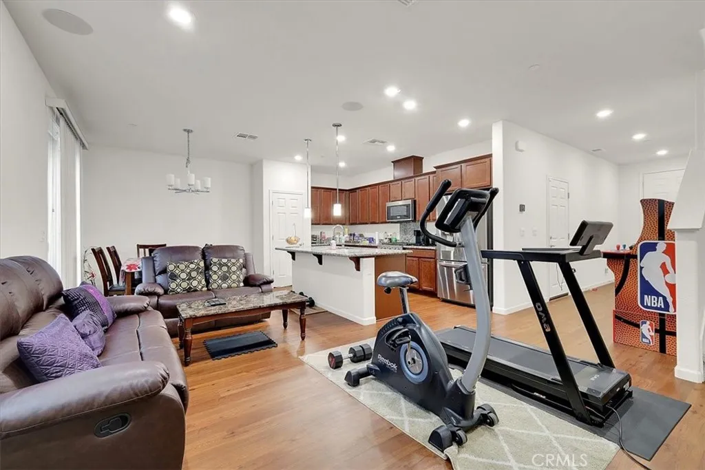 Additional image 8 of 9925 Del Surf Ln, Elk Grove, CA 95757