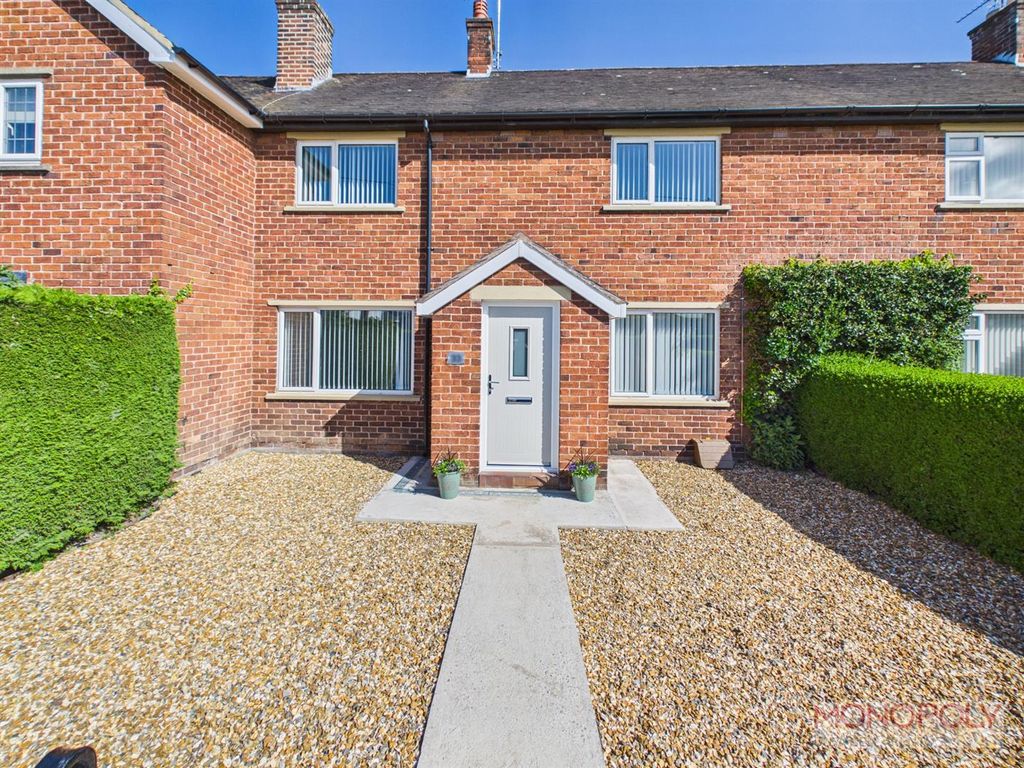 3 bed terraced house to rentTrevalyn Hall View, Rossett, Wrexham LL12