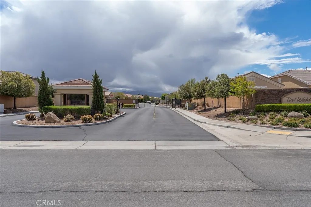 Additional image 74 of 19493 Tor Hill Ln, Apple Valley, CA 92308