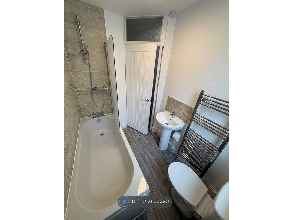 Additional image 6 of 4 bed end terrace house to rentStation Road, Plymouth PL2