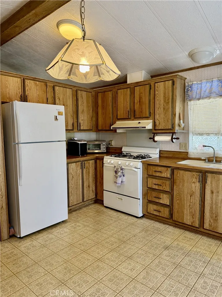Additional image 40 of 23456 Ottawa Rd Unit 19, Apple Valley, CA 92308