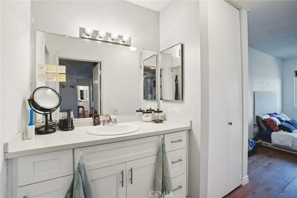 Additional image 28 of 5460 White Oak Ave Unit C315, Encino, CA 91316