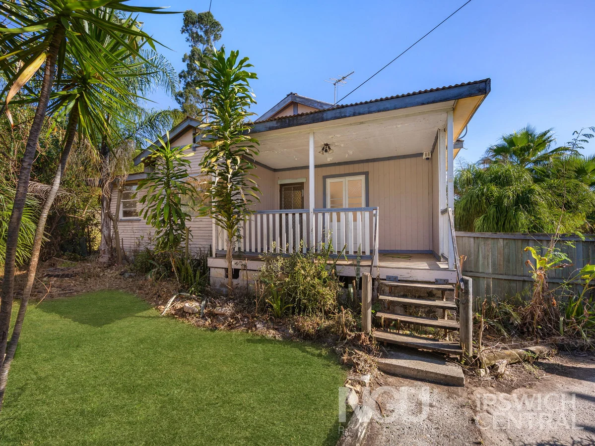 17 Thomas Street, Blackstone QLD 4304