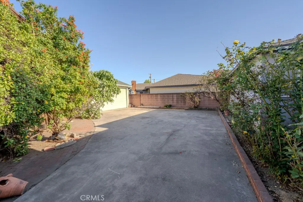 Additional image 59 of 10010 Lindale St, Bellflower, CA 90706