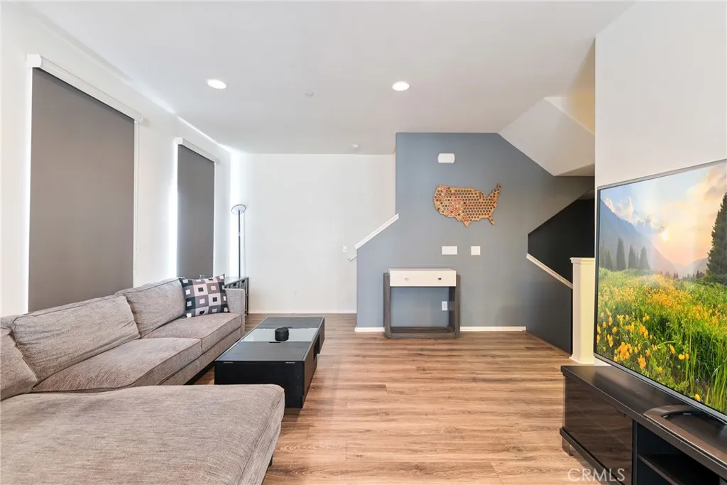 Additional image 7 of 422 W Route 66 Unit 29, Glendora, CA 91740