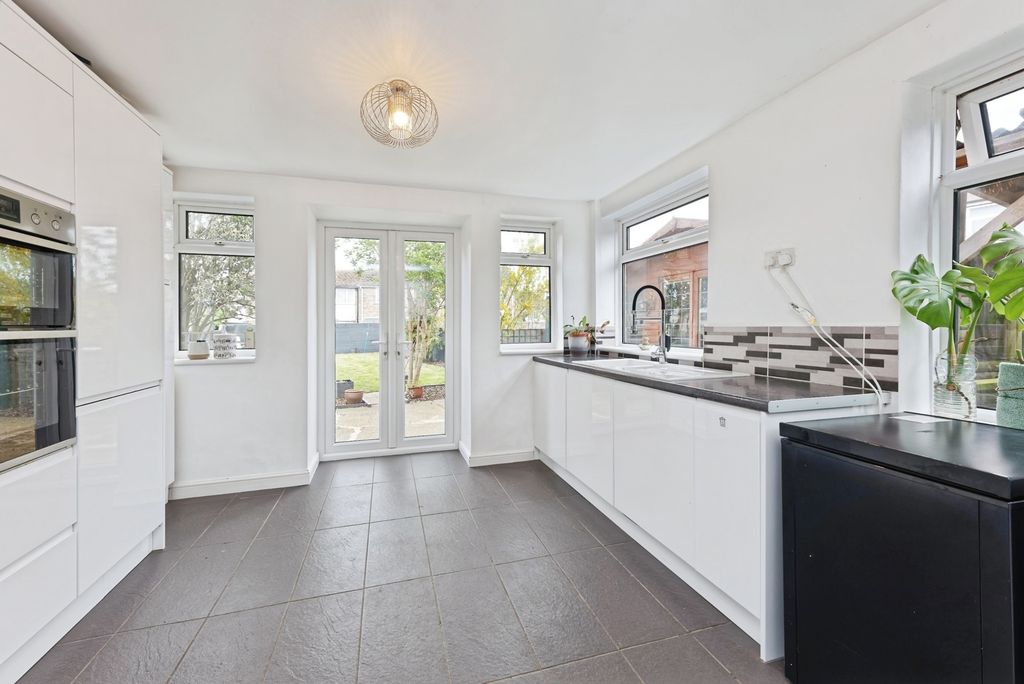 Additional image 4 of 3 bed semi-detached house for saleBursill Crescent, Ramsgate, Kent CT12