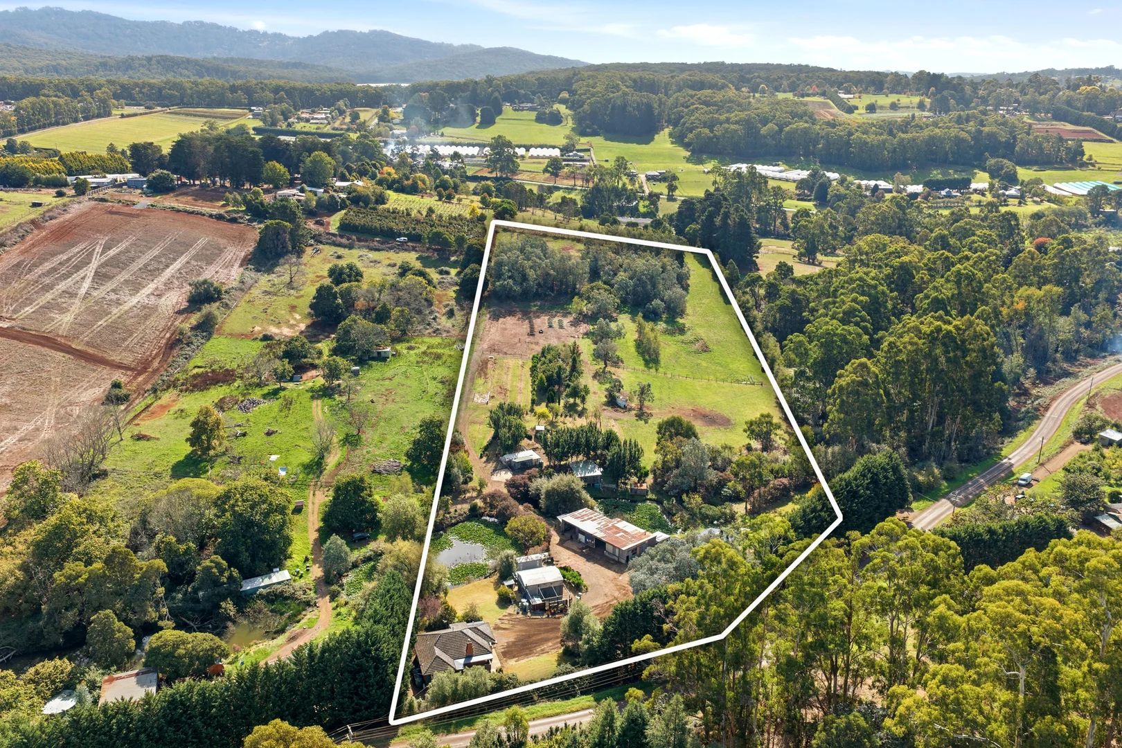 Additional image 2 of 132 Monbulk-Seville Road, Silvan VIC 3795