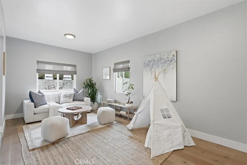 Additional image 4 of 2220 Clark Ln #B, Redondo Beach, CA 90278