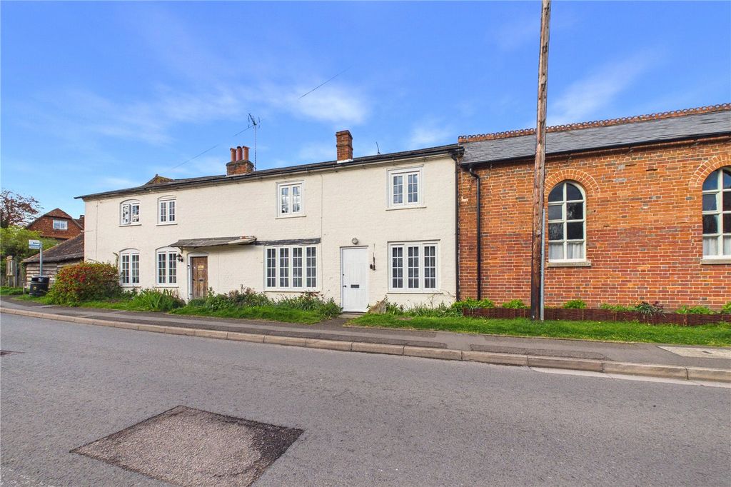 2 bed terraced house to rentChurch Street, Hampstead Norreys, Thatcham RG18