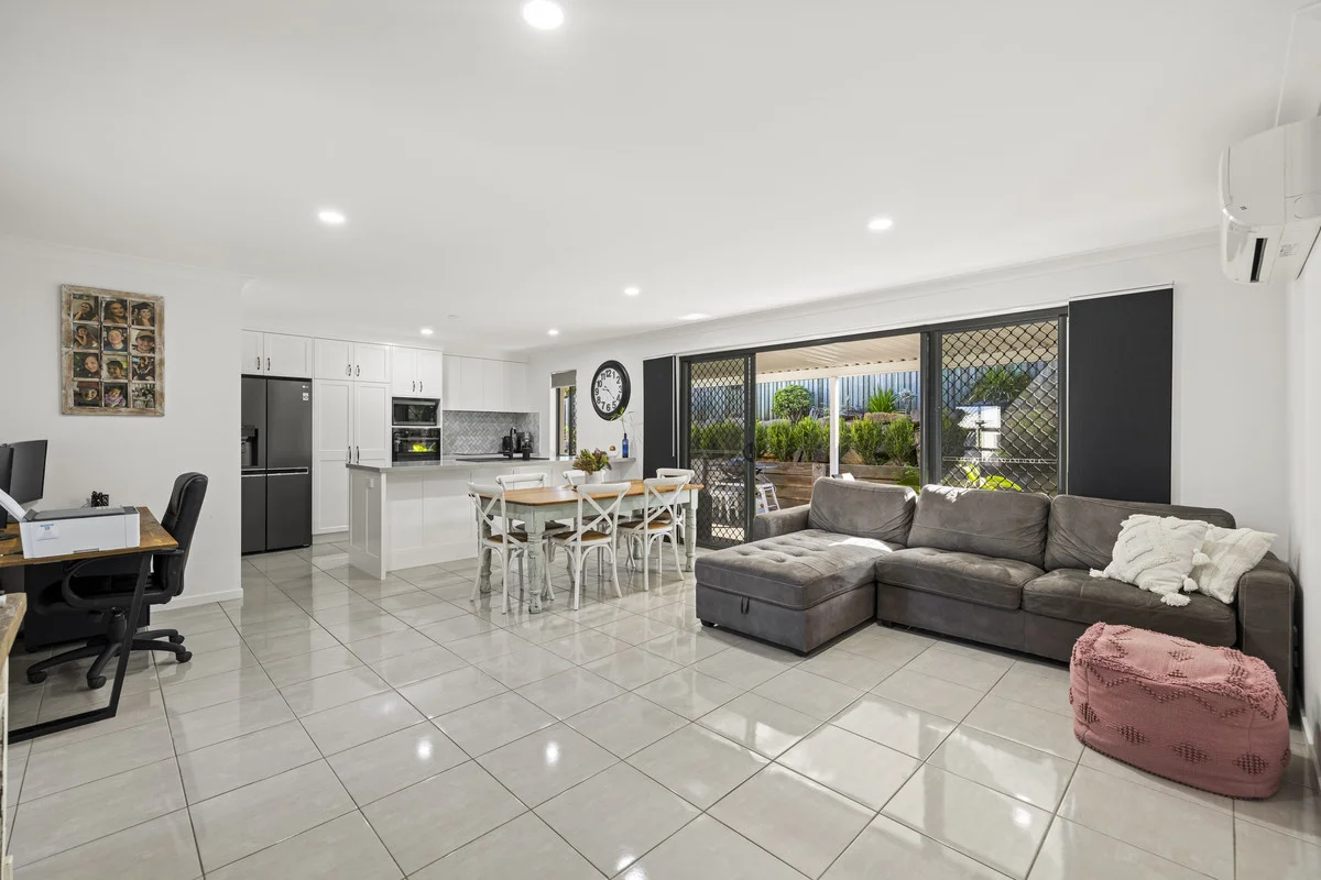 Additional image 4 of 1/4 Punter Close, Glenvale QLD 4350