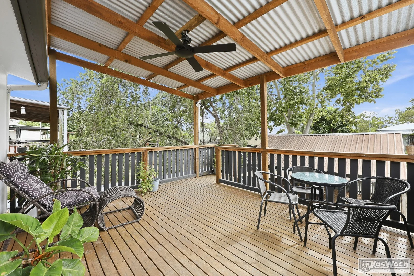 285 EAST STREET, Depot Hill QLD 4700