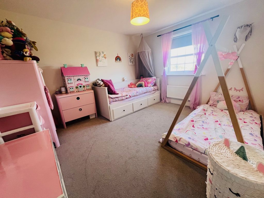 Additional image 34 of 5 bed property to rentSissons Close, Barnack, Stamford PE9