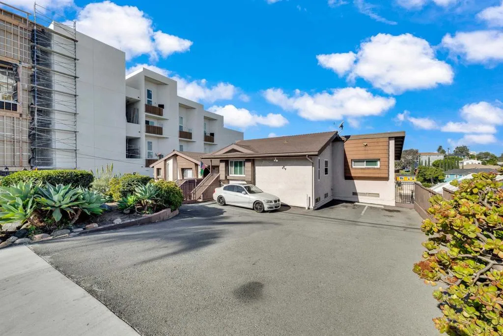 Additional image 34 of 816 27th Street Unit 5, San Diego, CA 92102