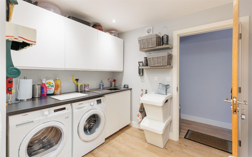 Additional image 44 of 5 bed detached house for saleBattery Road, Cowes PO31
