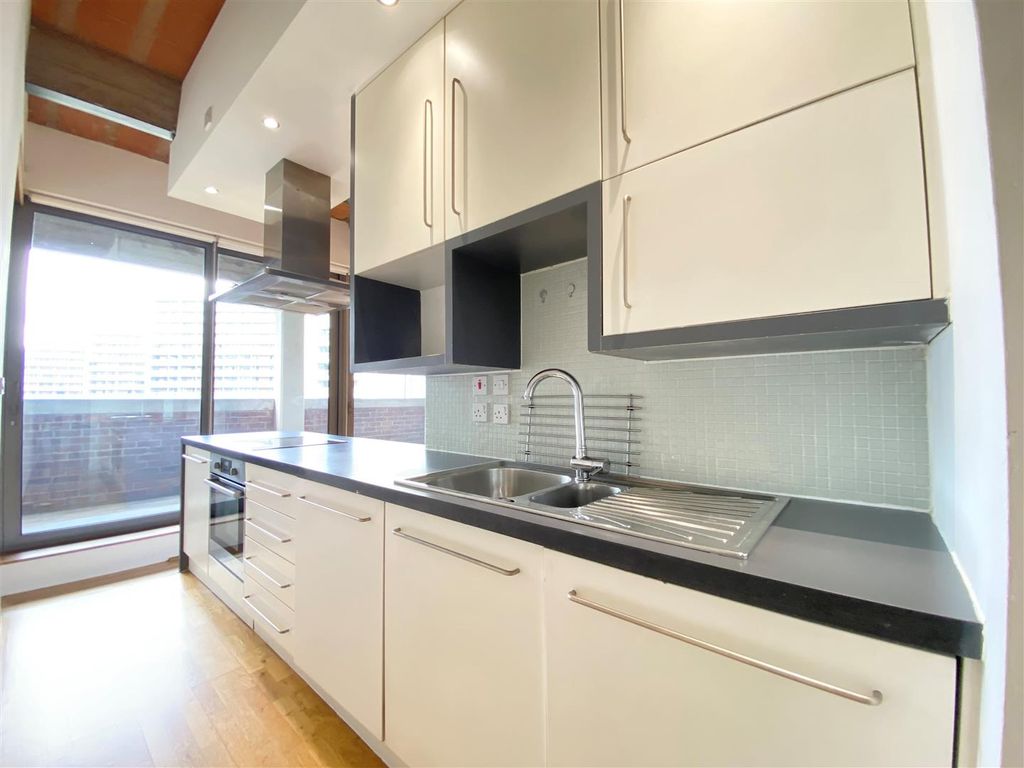 Additional image 4 of 2 bed flat to rentThe Boxworks, Worsley Street, Manchester M15