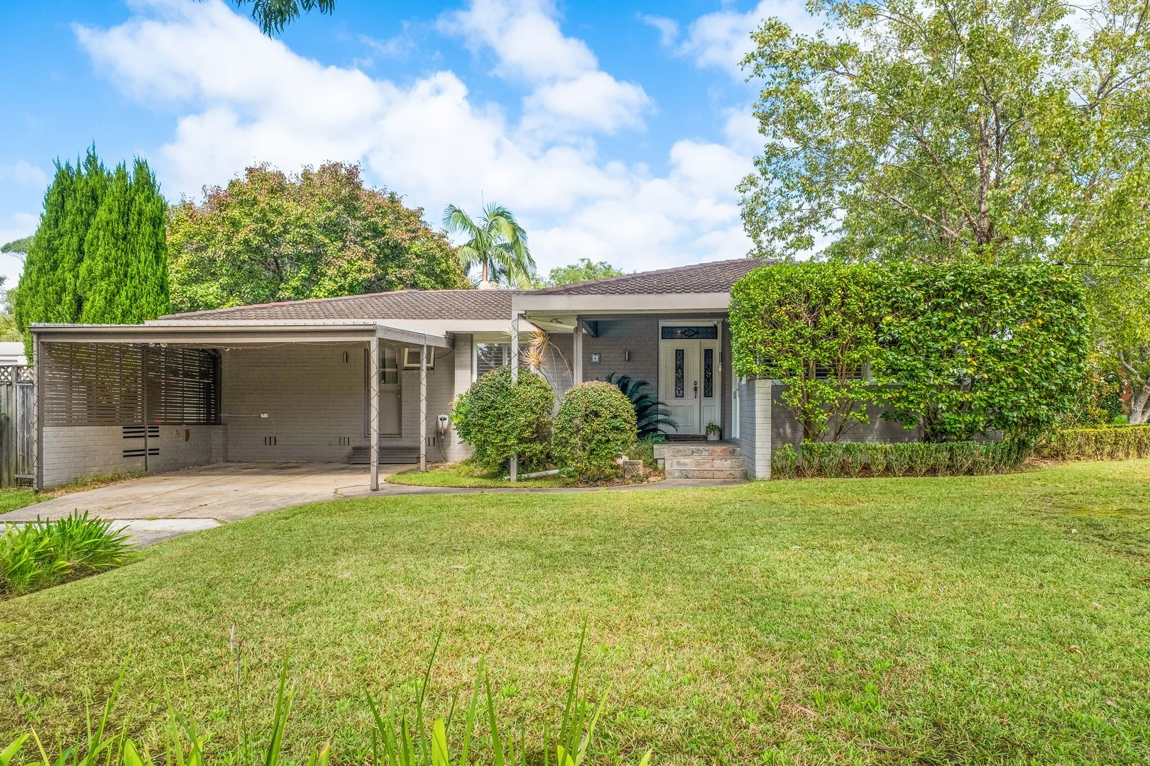4 Gowrie Close, St Ives NSW 2075