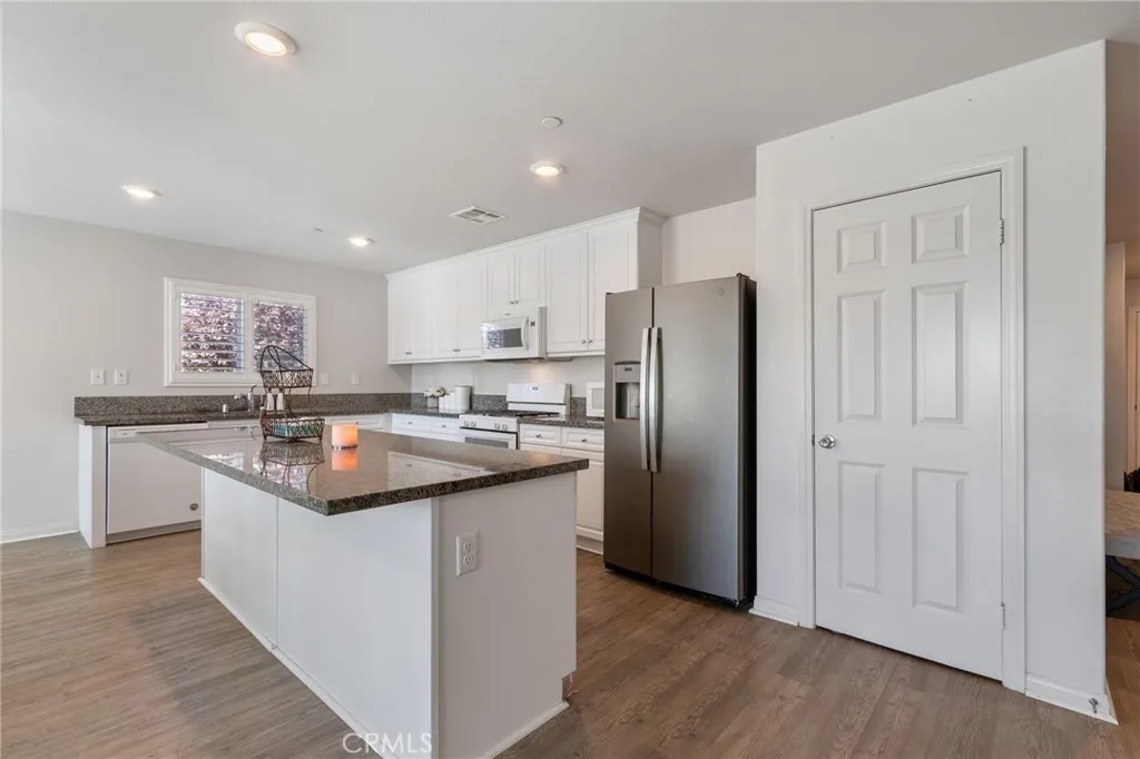 Additional image 17 of 44217 Shiloh Ln, Lancaster, CA 93535