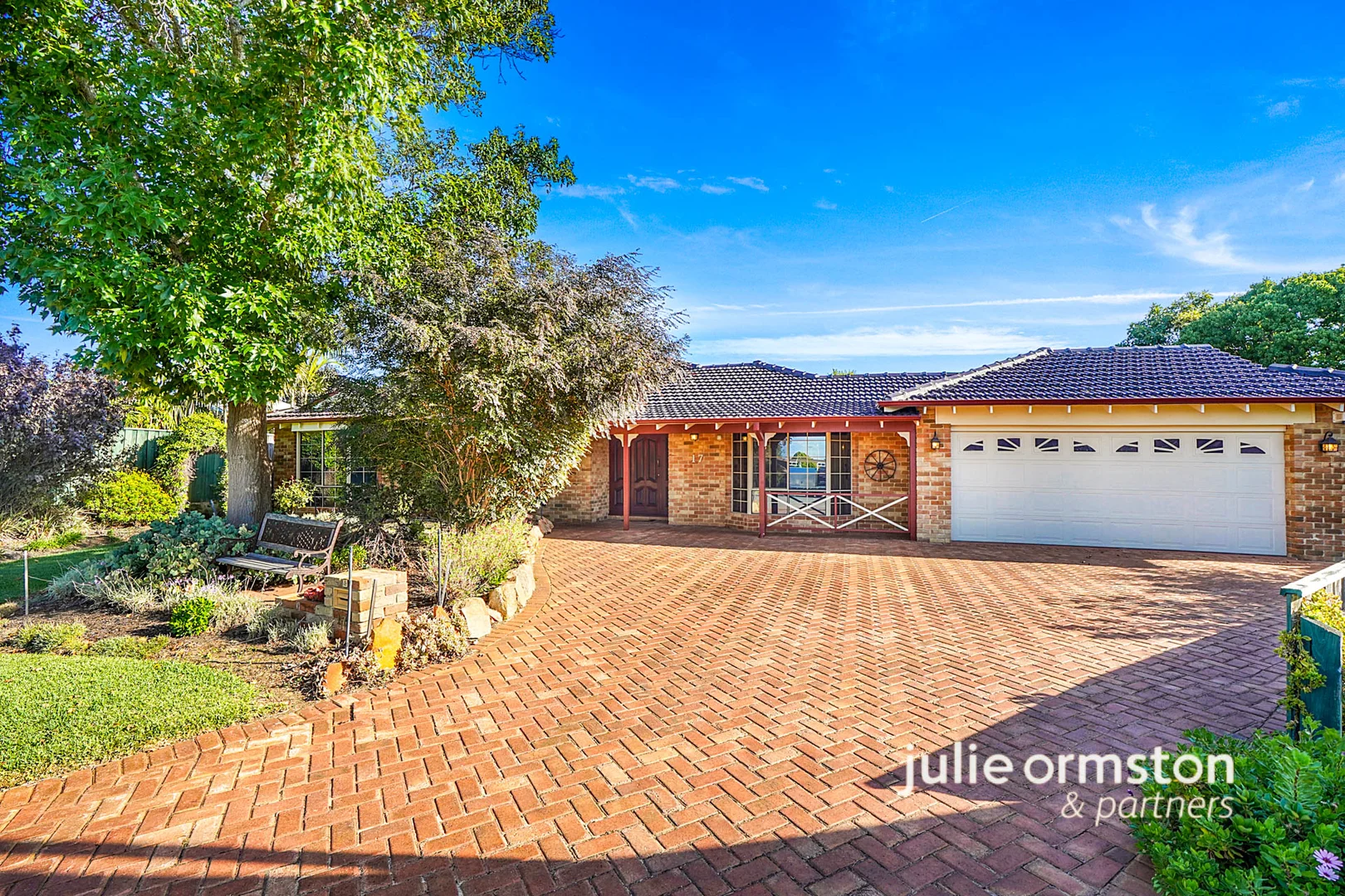 17 Congressional Crescent, Connolly WA 6027