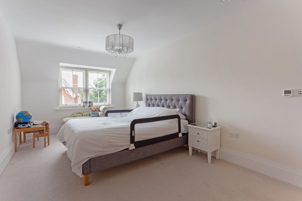 Additional image 11 of 5 bed detached house to rentWindsor Grey Close, Ascot SL5