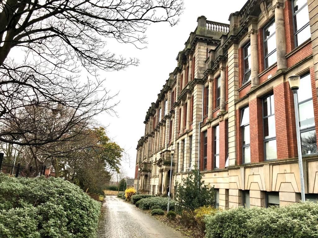 Additional image 4 of 2 bed flat to rentWhingate, Leeds LS12