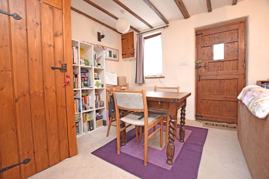 Additional image 3 of 1 bed detached house to rentSt James, Exeter EX4