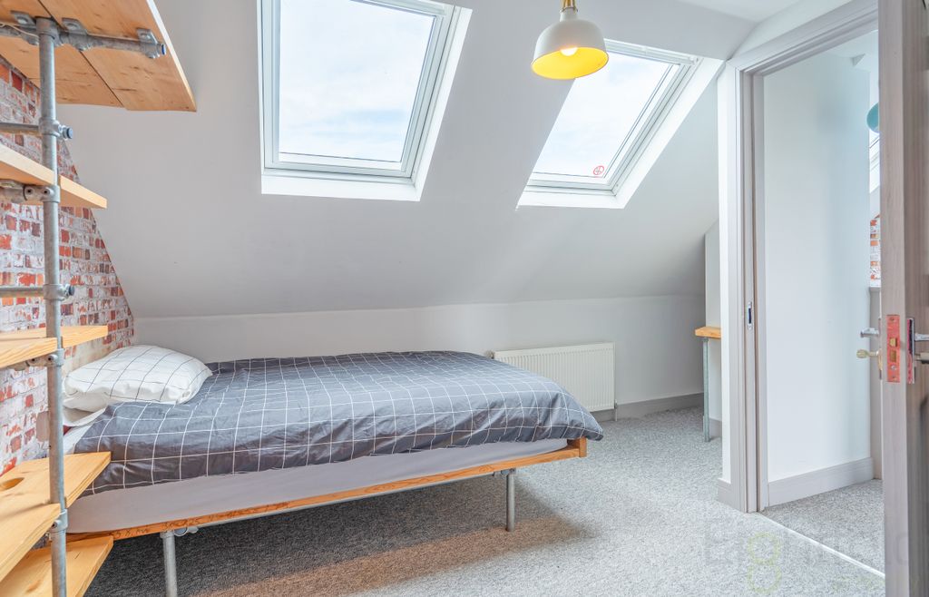Additional image 25 of 6 bed end terrace house to rentBevendean Crescent, Brighton BN2