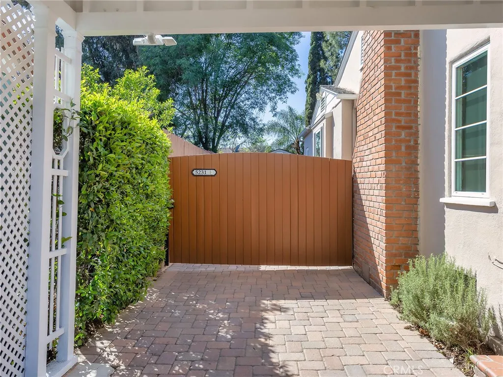 Additional image 52 of 5233 Lemp Avenue, Valley Village, CA 91601