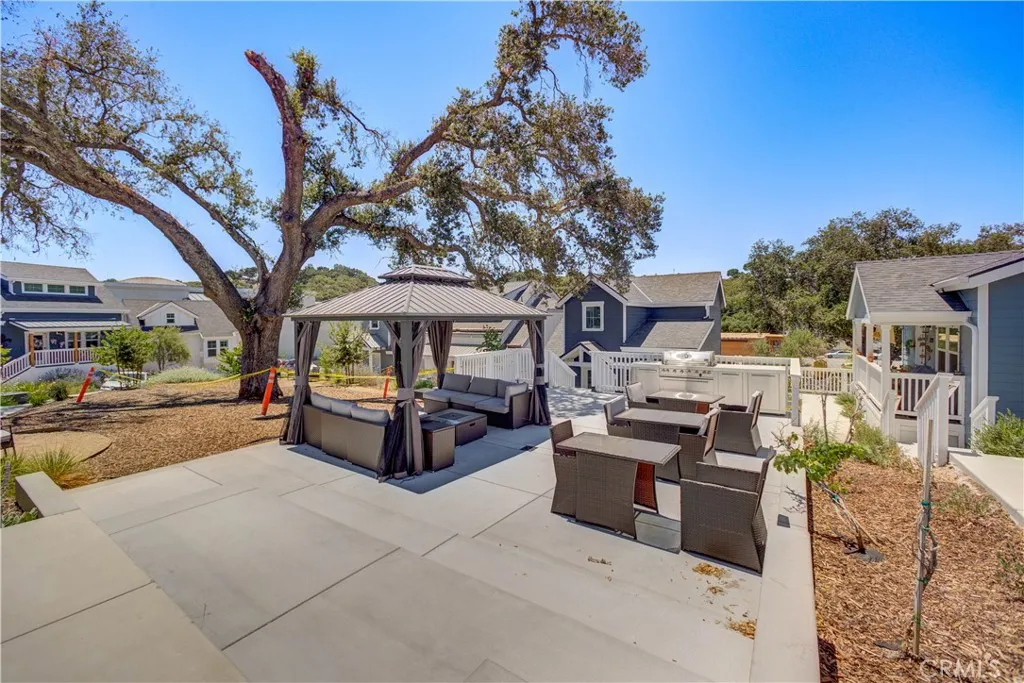 5926 Gran Paseo Way, Atascadero, CA 93422