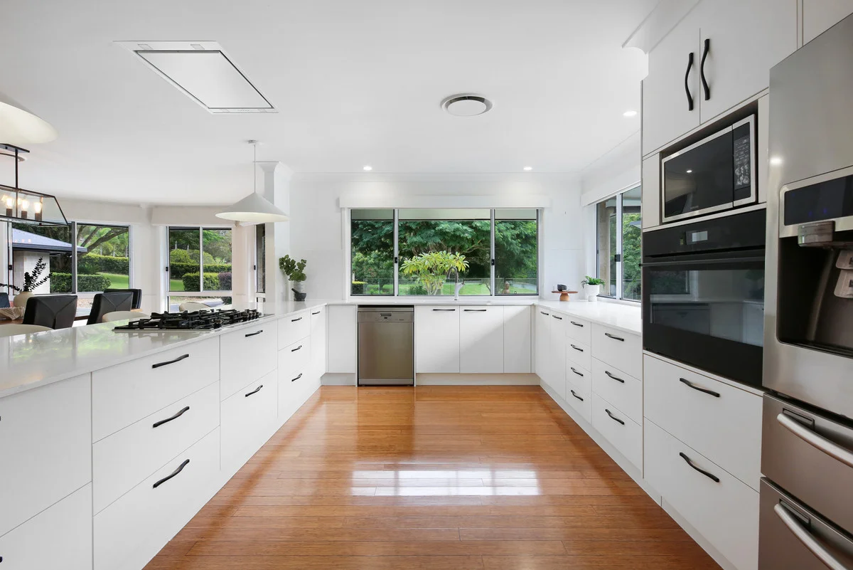 10 Gibsonville Street, Tallebudgera Valley QLD 4228